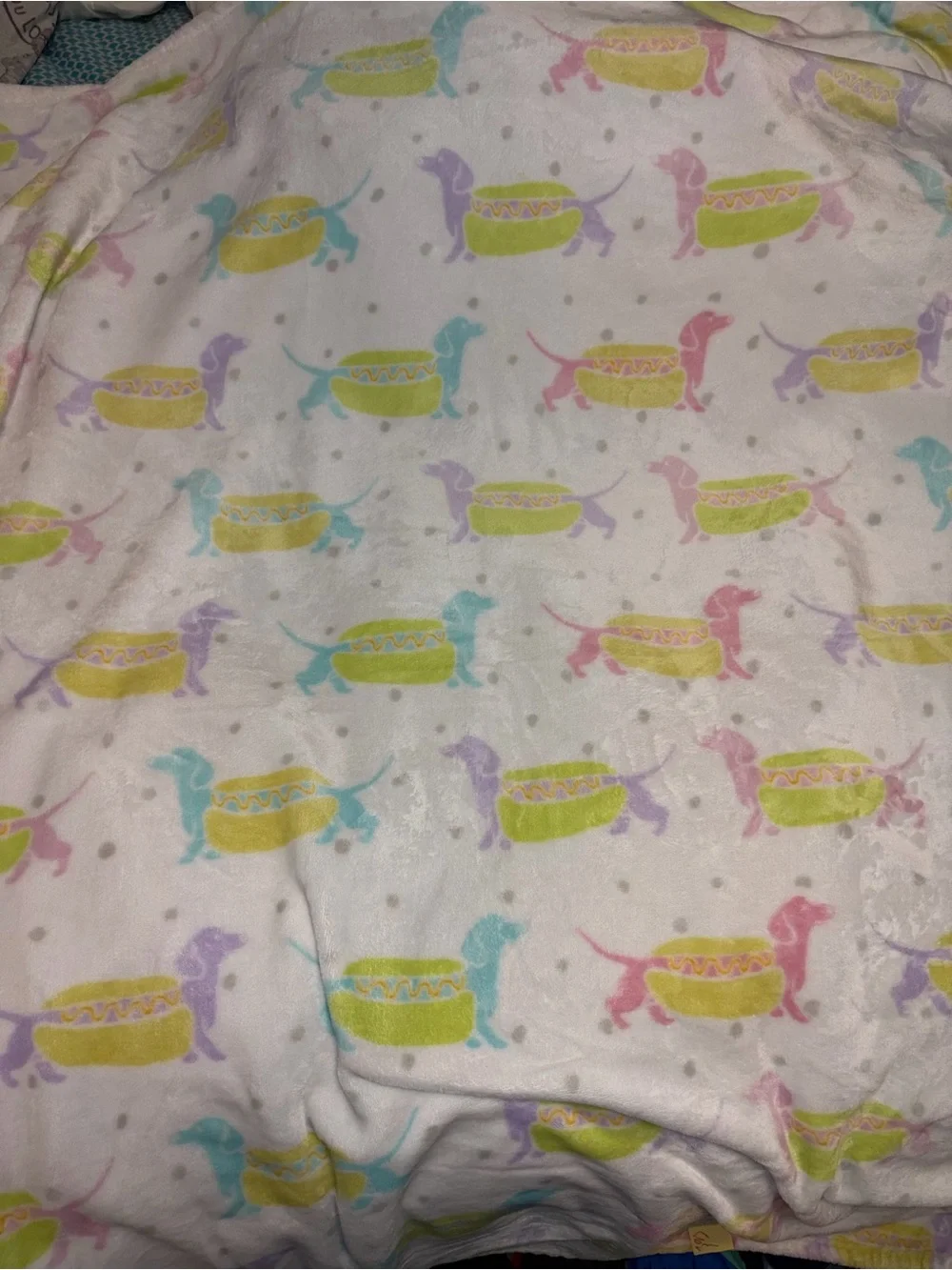 Pickle and Dot Dachshund throw